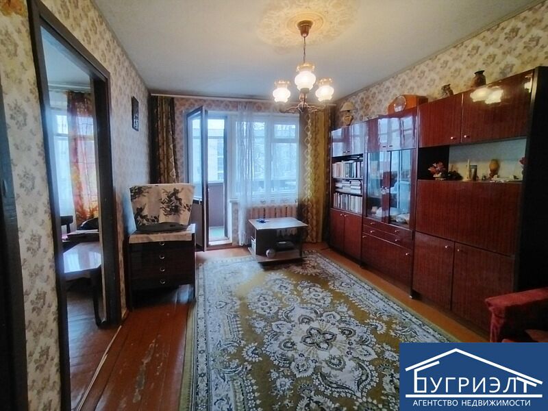 Трехкомнатная квартира, Первомайская ул. - 540056, фото 1
