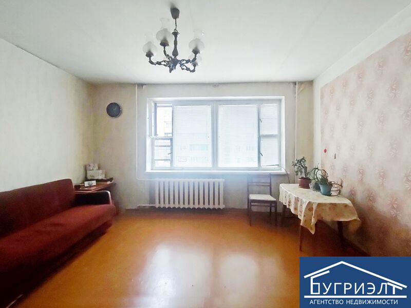 Трехкомнатная квартира, Днепровской Флотилии ул. - 530083, фото 1